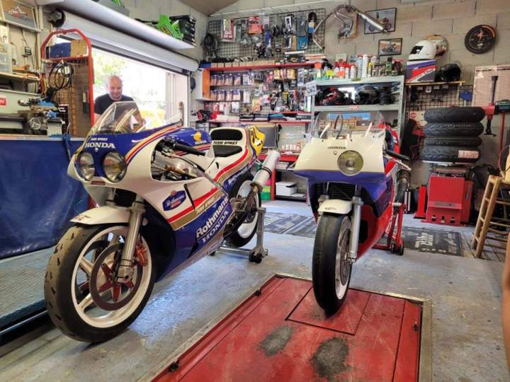 Atelier de révision moto La Crau